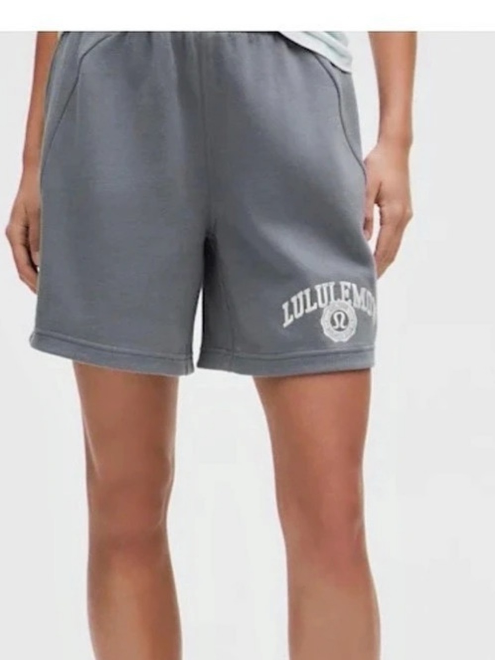 lululemon Scuba Oversized MR Short 7" Graphic Athletic Shorts in Gray